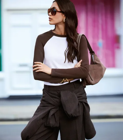 New Look Women's Brown Cotton Rich Raglan Sleeve Slim Baby Tee