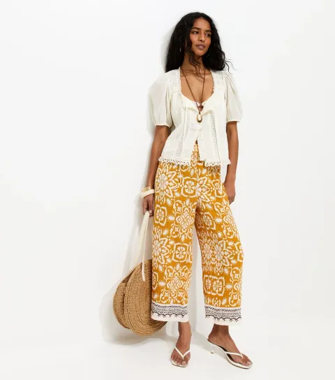 Women's Yellow Tile Print Cropped Trousers