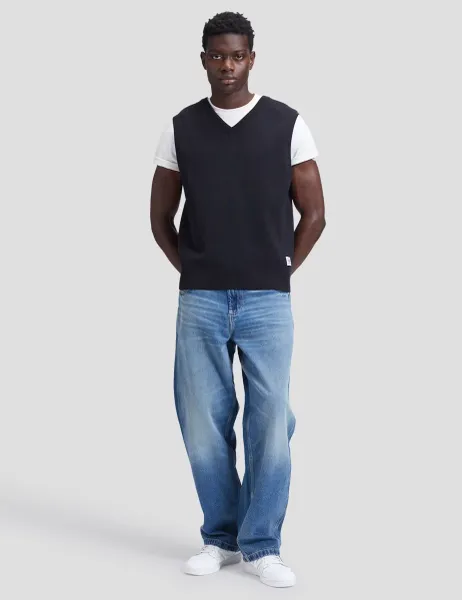 Lee Pure Cotton V-Neck Knitted Vest Black