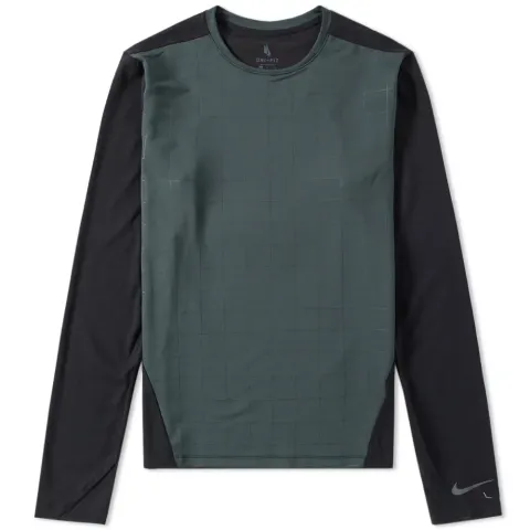 Essentials Long Sleeve TR BL Top