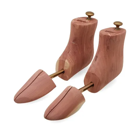 Cedar Boot Tree