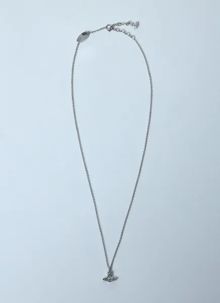 Oslo Pendant Necklace