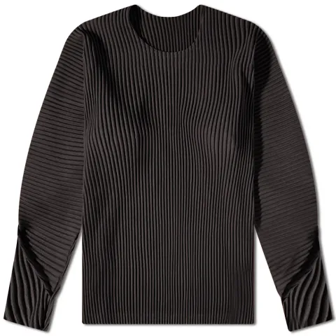 Long Sleeve Arc Pleated T-Shirt