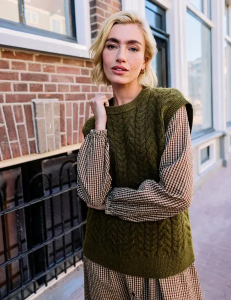 Regatta Cable Knit Relaxed Knitted Vest Olive