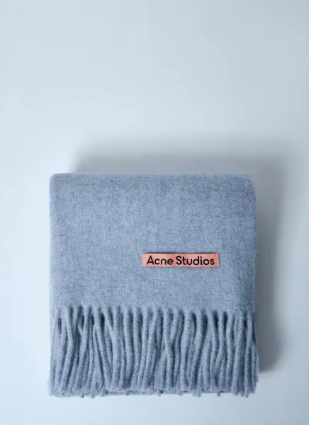 Narrow Fringe Wool Scarf