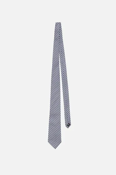 Silk tie