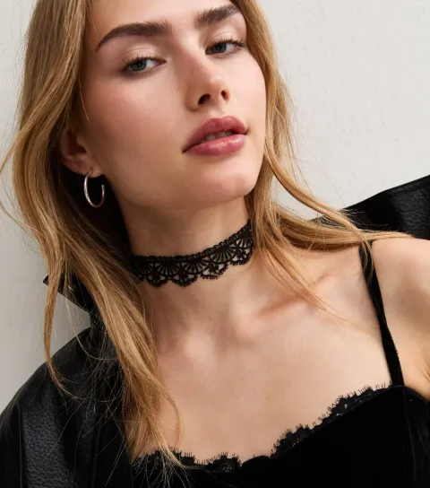 New Look Black Halloween Lace Choker Necklace