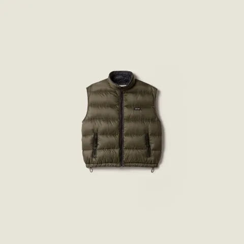 Padded light pongé vest