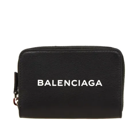 Classic Logo Leather Zip Wallet
