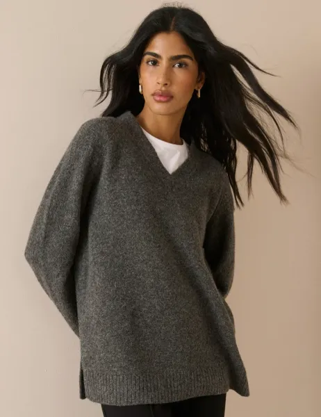 Nobody's Child V-Neck Longline Jumper with Wool Grey