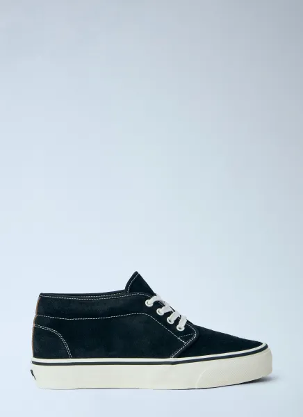 Chukka 49 Vibram Sneakers