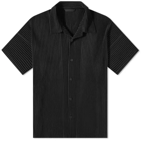 Pleated Vacation Shirt