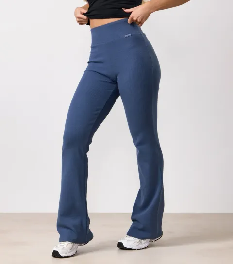 Women's Bright Blue Ribbed Flared Leggings