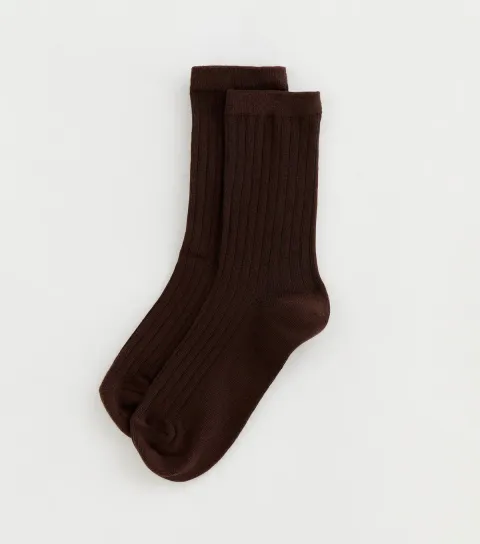 Dark Brown Ribbed Ankle Socks