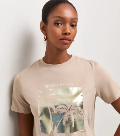 Women's Mink Cotton Foil Palm Tree Print Relaxed T-Shirt