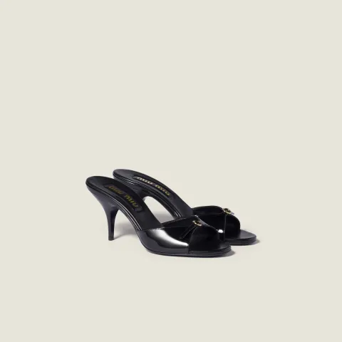 Patent leather mules with buckle