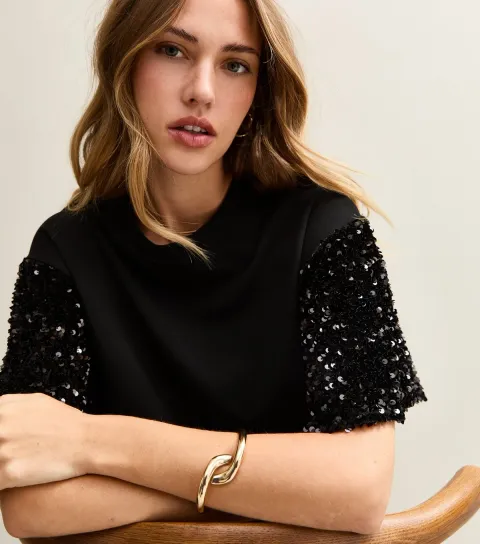Women's Black Sequin Sleeve Short Sleeve Top