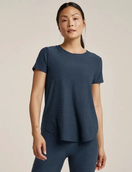 Beyond Yoga Featherweight On The Down Low T-Shirt Navy