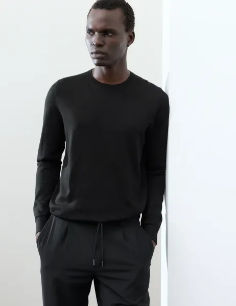 Autograph Pure Extra Fine Merino Wool Crew Neck Jumper Black
