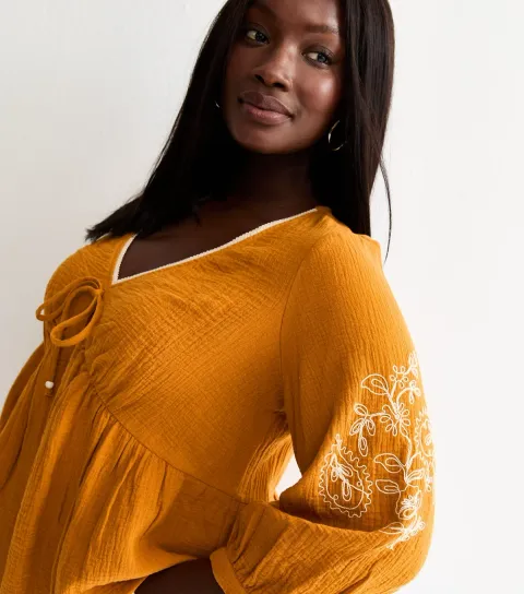 Women's Plus Size Burnt Orange Embroidered Cropped Sleeve Tea Top Curves