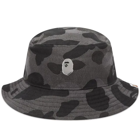 One Point Metal Pin Bucket Hat