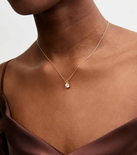 New Look Gold Tone Diamanté Circle Pendant Necklace