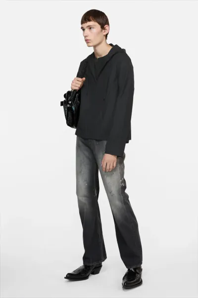 Hooded shirt