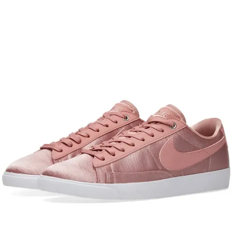 Blazer Low SE W