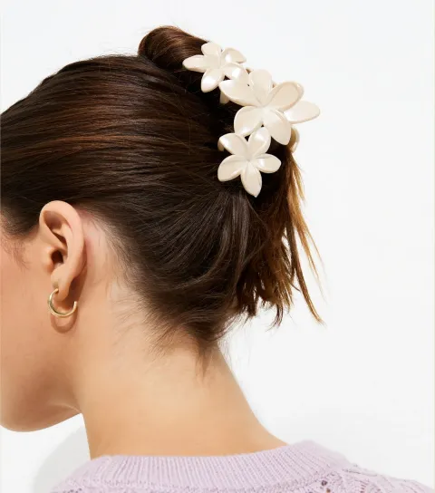Cream Tropical Flower Cluster Hair Claw Clip