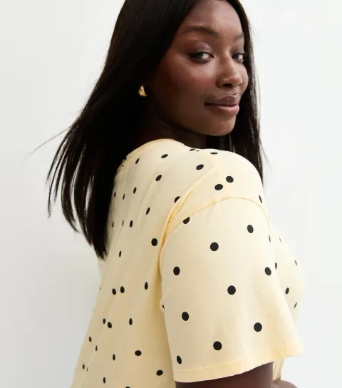 Women's Plus Size Yellow Spot Print Tie Front T-Shirt Curves