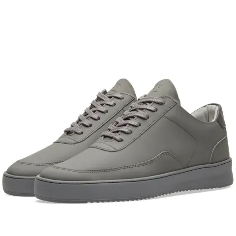Low Mondo Sneaker