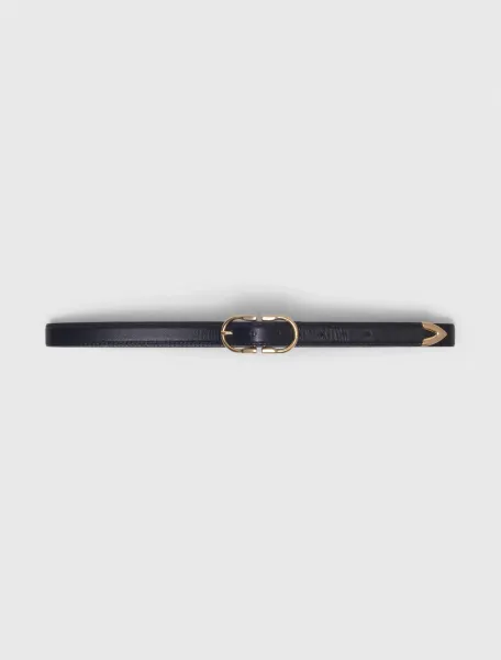 Double-buckle leather belt