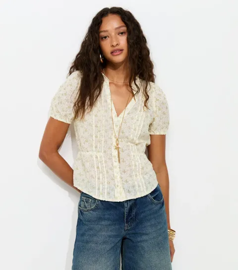 Women's Cream Floral Dobby Button Up Tea Top