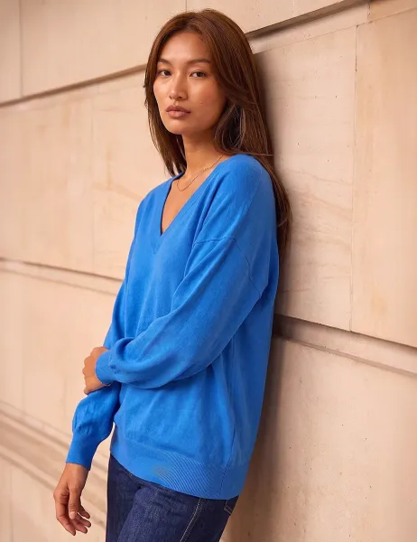 Roman V-Neck Jumper Blue