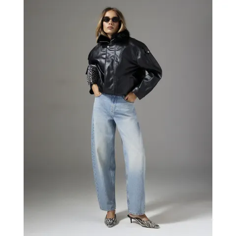River Island Vintage Look High Waisted Barrel Jeans