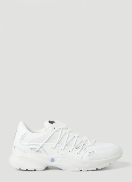 Icon Aratana Sneakers