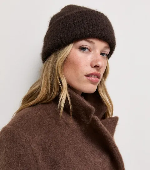 Dark Brown Chunky Ribbed Knit Beanie