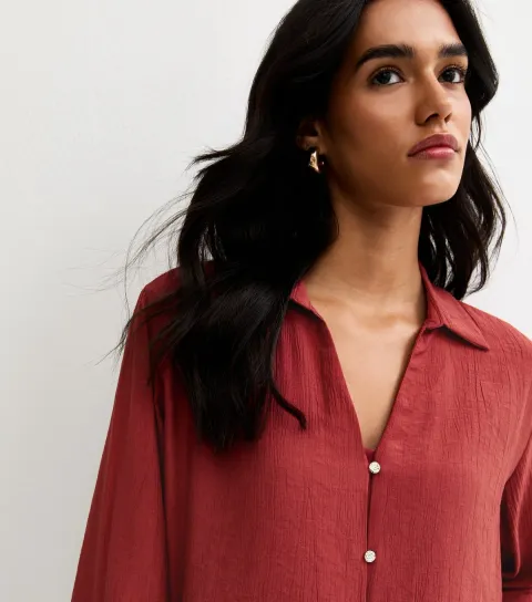 Women's Rust Crinkled Cropped Sleeve Shirt