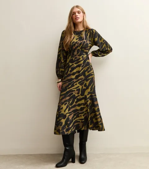 New Look Women's Green Satin Animal Print Midi Dress