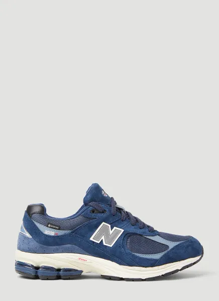 2002R Sneakers
