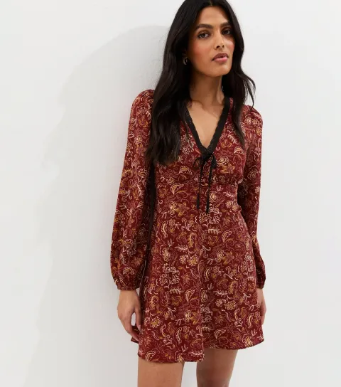 Women's Red Paisley Print Long Sleeve Mini Dress