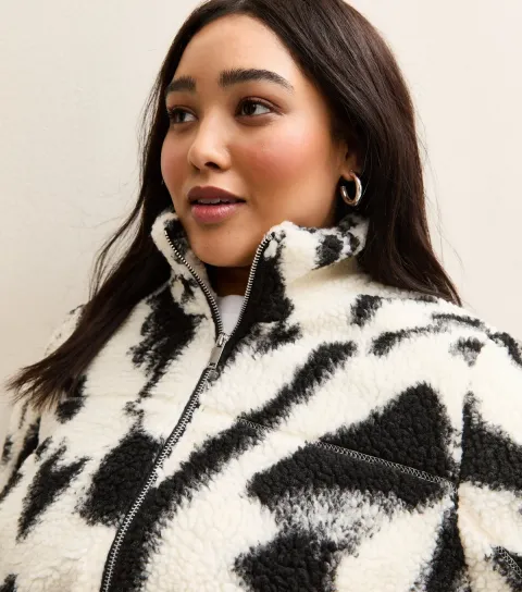 Women's Plus Size Black Abstract Print Textured Borg Jacket Curves