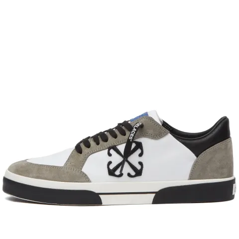 Vulcanzied Suede Sneaker