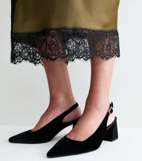 New Look Women's Wide Fit Black Velvet Slingback Strap Pumps Vegan