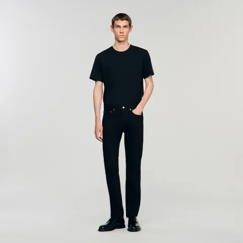 Slim-fit jeans