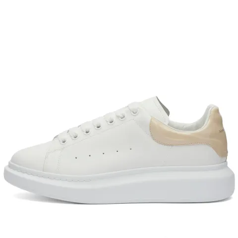 Gloss Heel Tab Wedge Sole Sneaker