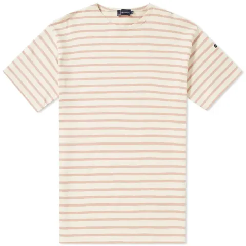 1524 Doélan Tee
