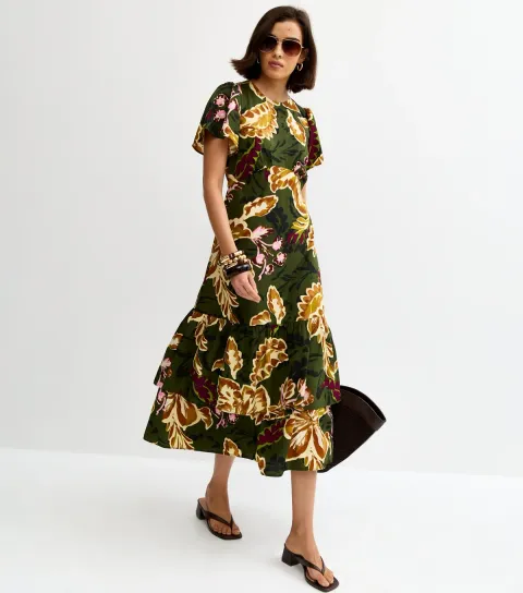 Women's Green Crepe Floral Short Sleeve Tiered Midi Dress