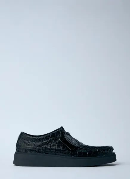 Torview Lace-Up Shoes