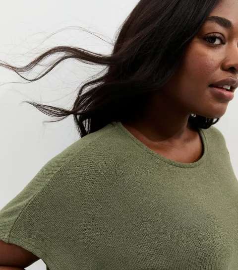 Women's Plus Size Light Khaki Slouchy Textured T-Shirt Curves